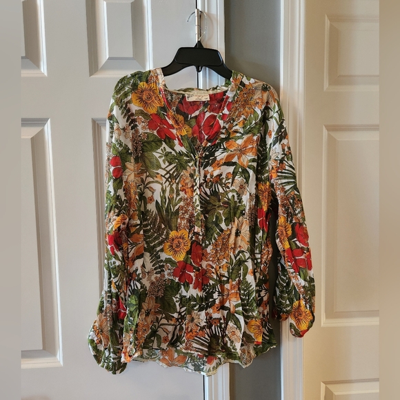 Magazine Lady Tops - Floral V-Neck Button Detail Blouse - White with Red, Yellow & Green- Size 1X